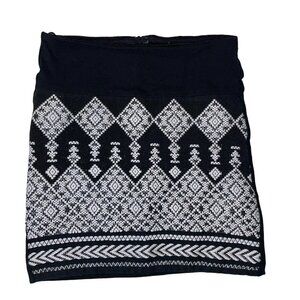 H&M Black & White Metallic Embroidered Aztec Geometric Mini Skirt - Size XS